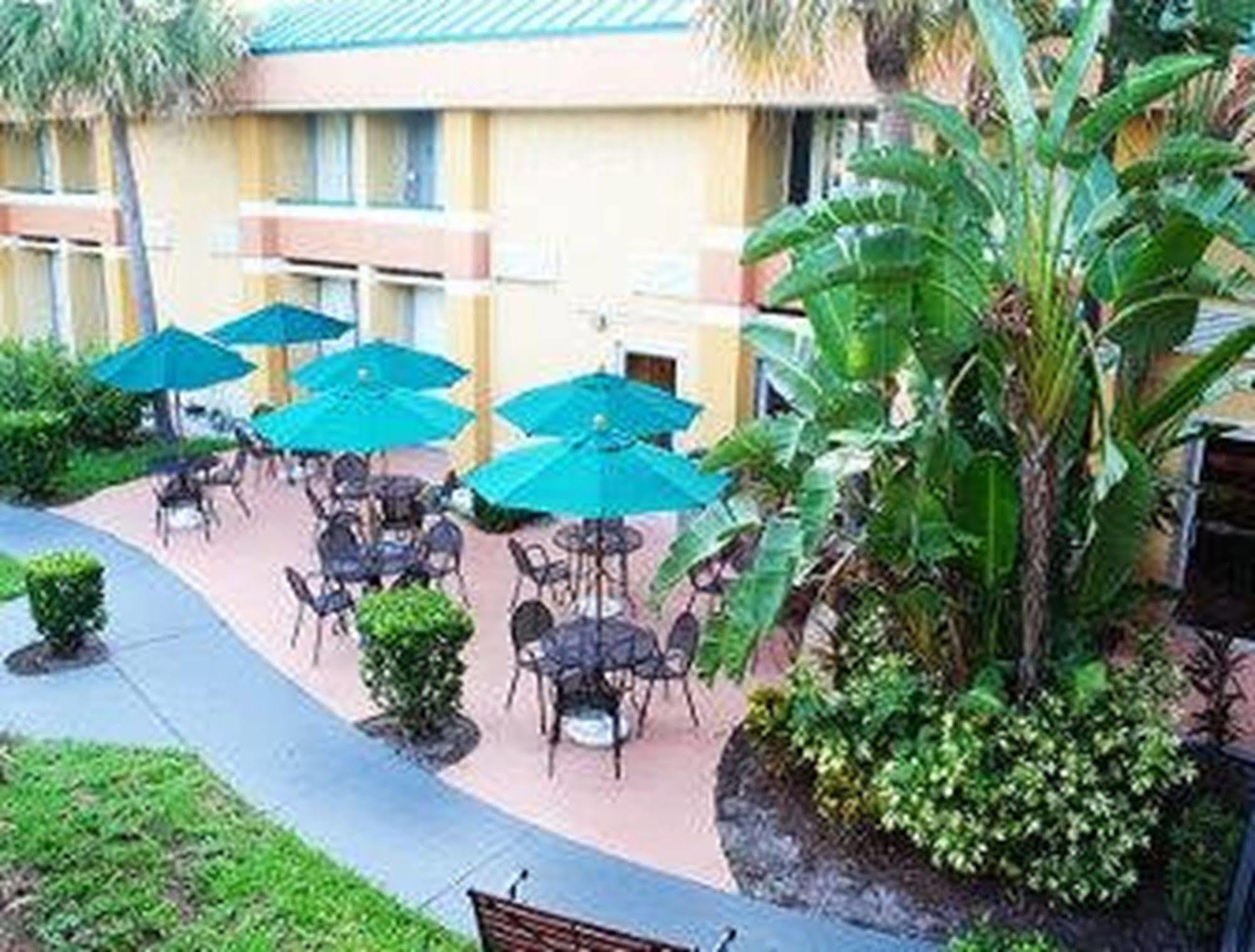 Garnet Inn & Suites Orlando Esterno foto