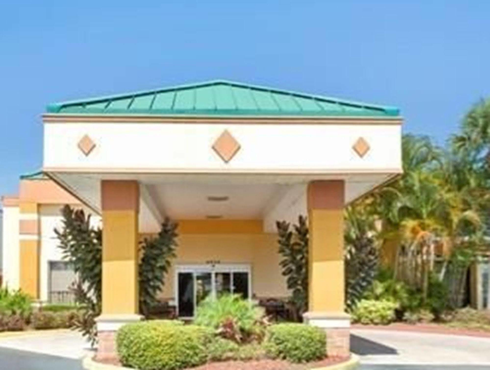 Garnet Inn & Suites Orlando Esterno foto