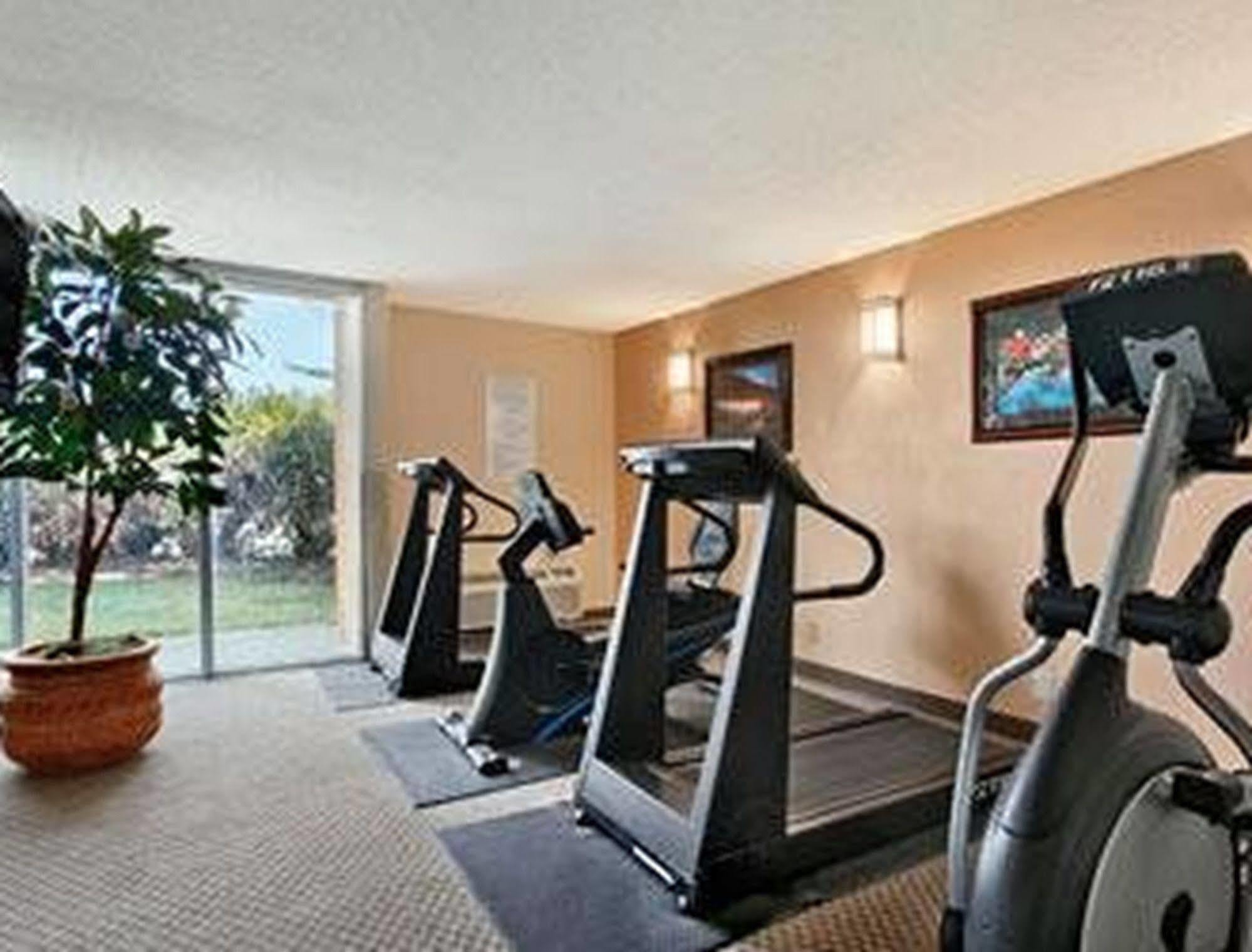 Garnet Inn & Suites Orlando Esterno foto