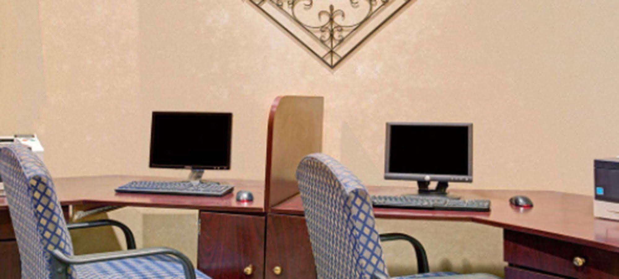 Garnet Inn & Suites Orlando Esterno foto