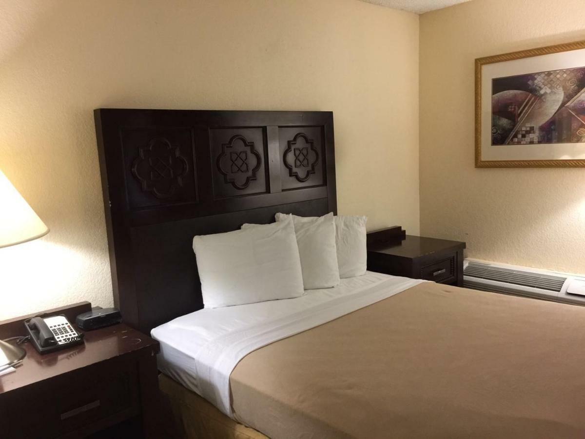 Garnet Inn & Suites Orlando Esterno foto